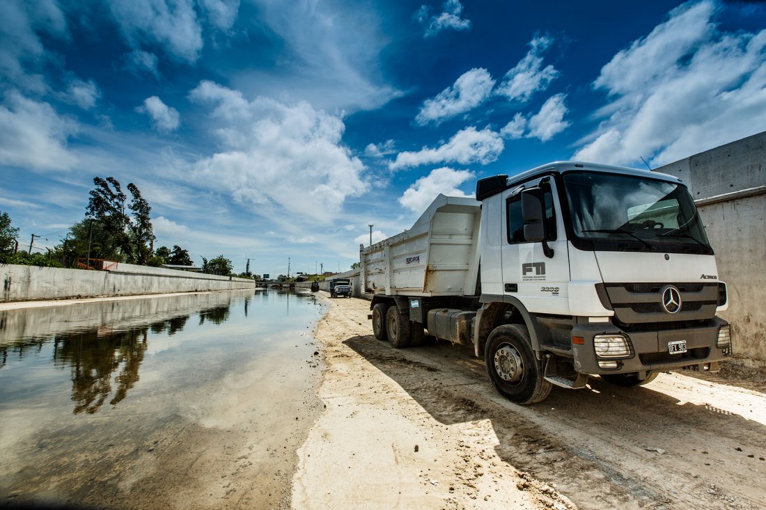 Cementos Avellaneda » Hormigones » Obras » Saneamiento de la Cuenca Arroyo El Gato » Saneamiento de la Cuenca Arroyo El Gato
