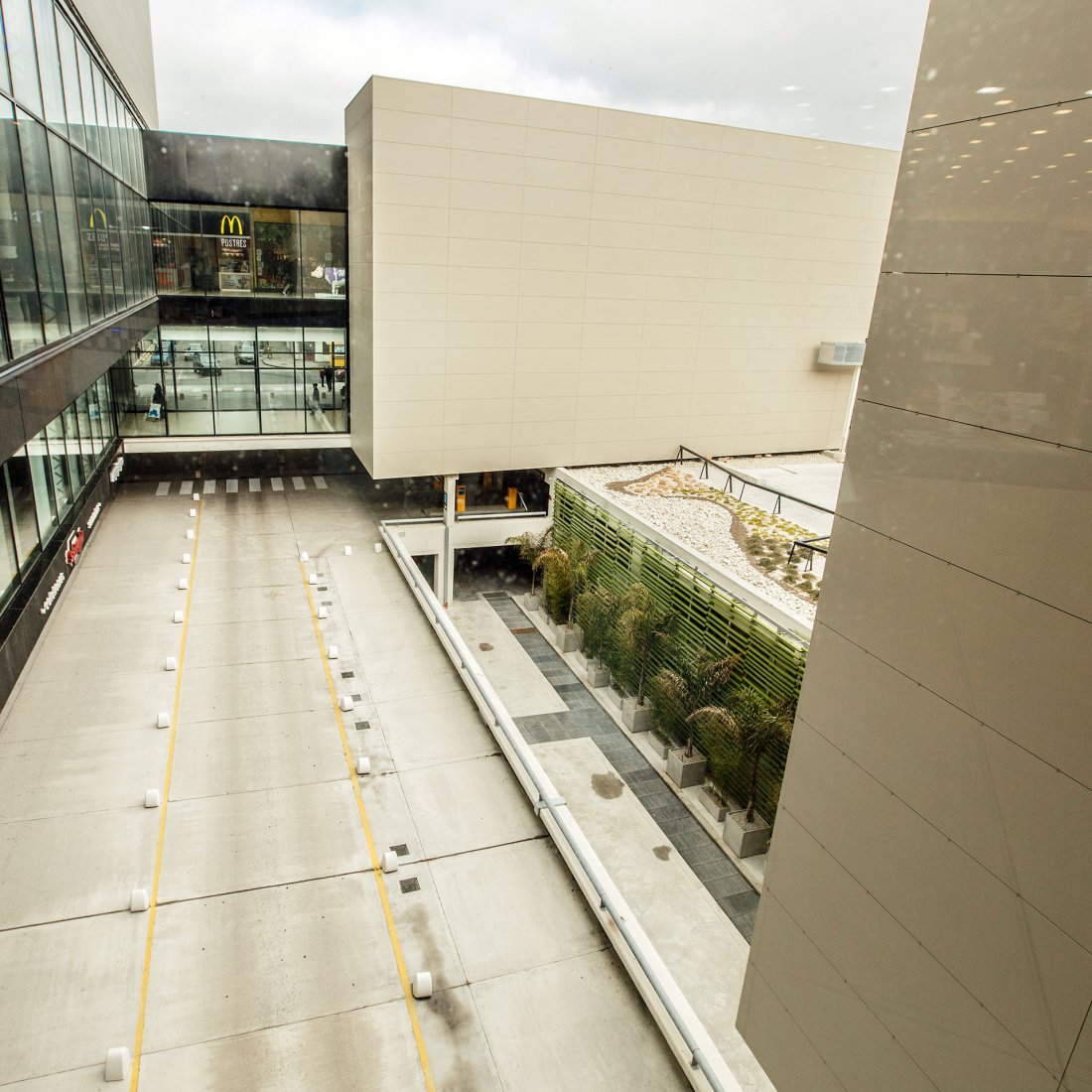 Cementos Avellaneda » Hormigones » Obras » Centro Comercial MDQ » Centro Comercial MDQ